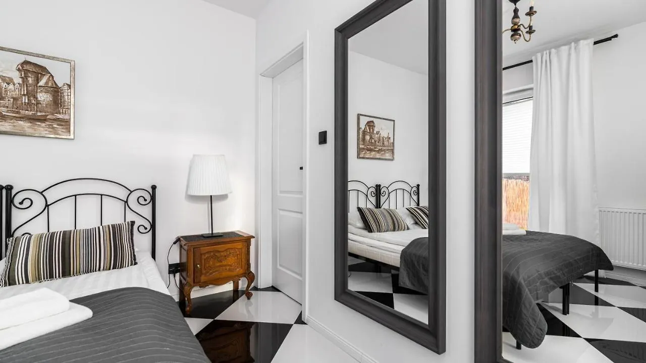 Comfy Apartments - Stare Miasto Z Ogrodem Gdansk 0*,