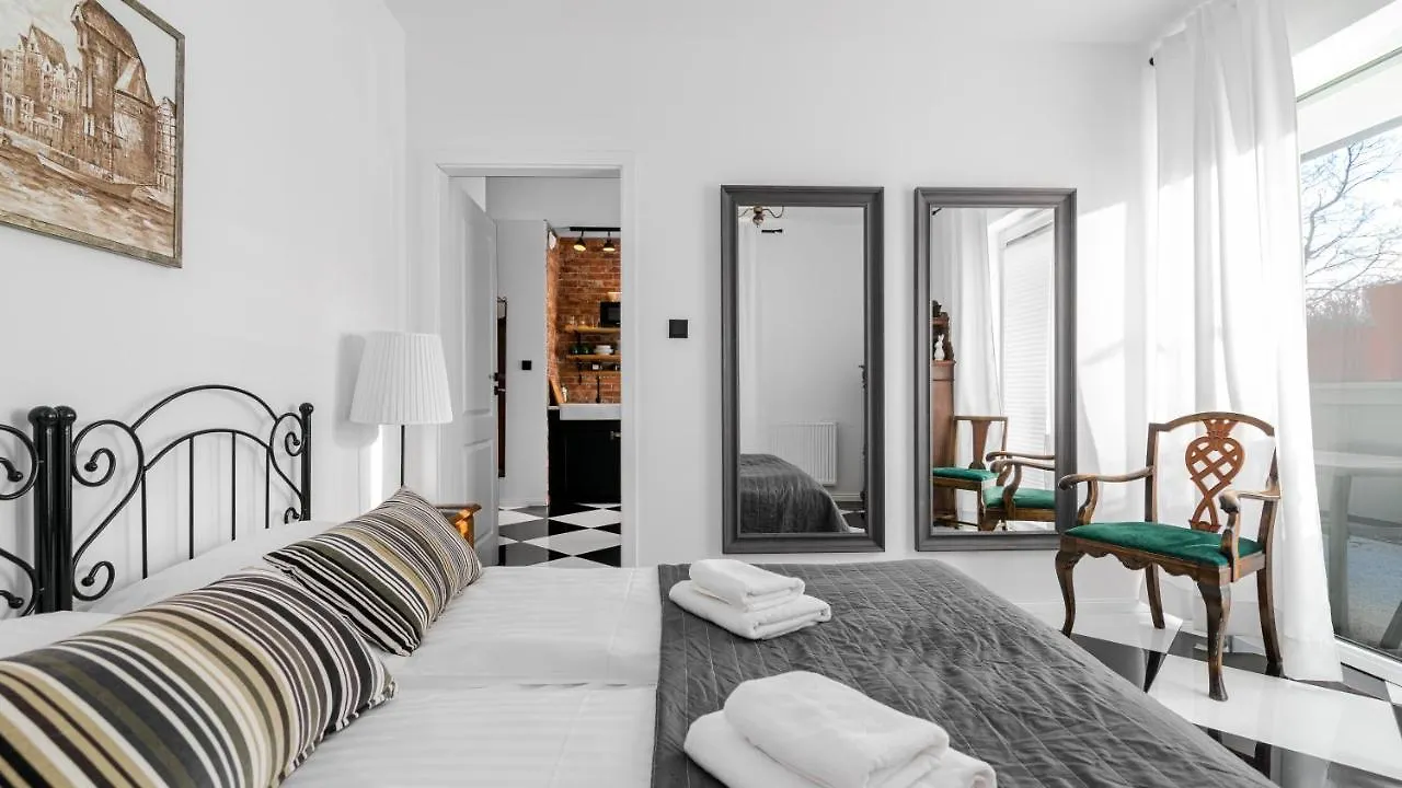 Comfy Apartments - Stare Miasto Z Ogrodem Gdansk